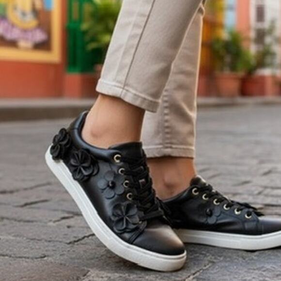 NANETTE Nanette Lepore Shoes - 1321"NANETTE LEPORE" WINSLET, 8, Leather Sneakers, 3-D Flower,Fairy,Whimsygoth,